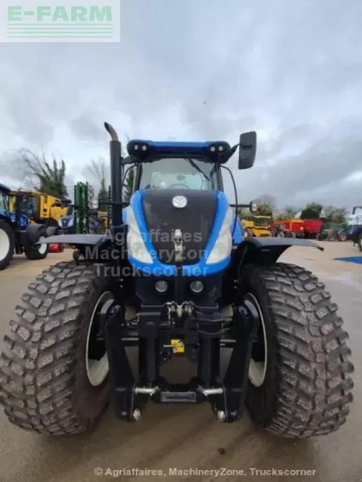 New Holland t7 230 - Tractor: foto 4 New Holland t7 230 - Tractor: foto 4