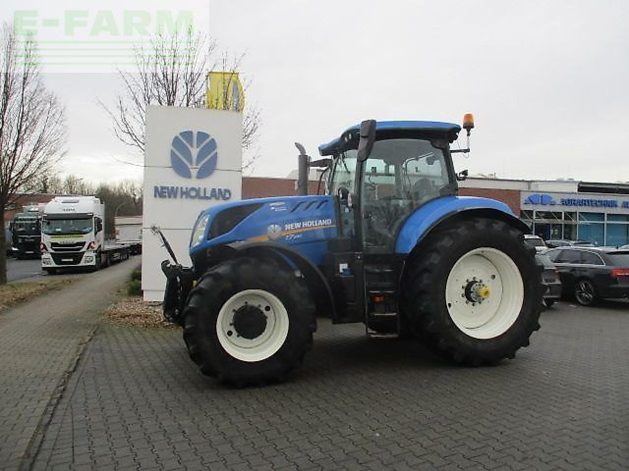 New Holland t7.230 ac - Tractor: foto 1 New Holland t7.230 ac - Tractor: foto 1