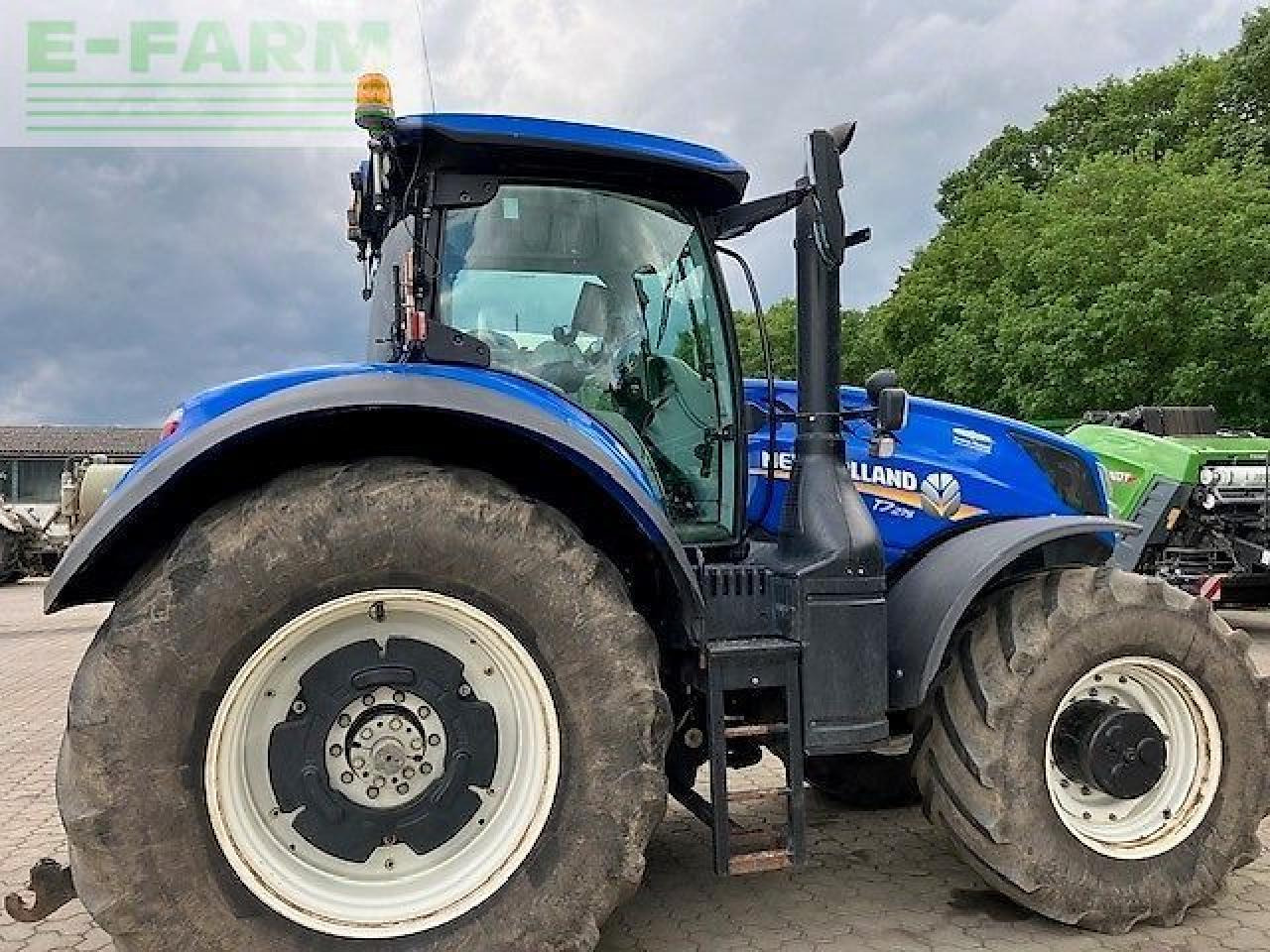 New Holland t7.275 - Tractor: foto 5 New Holland t7.275 - Tractor: foto 5