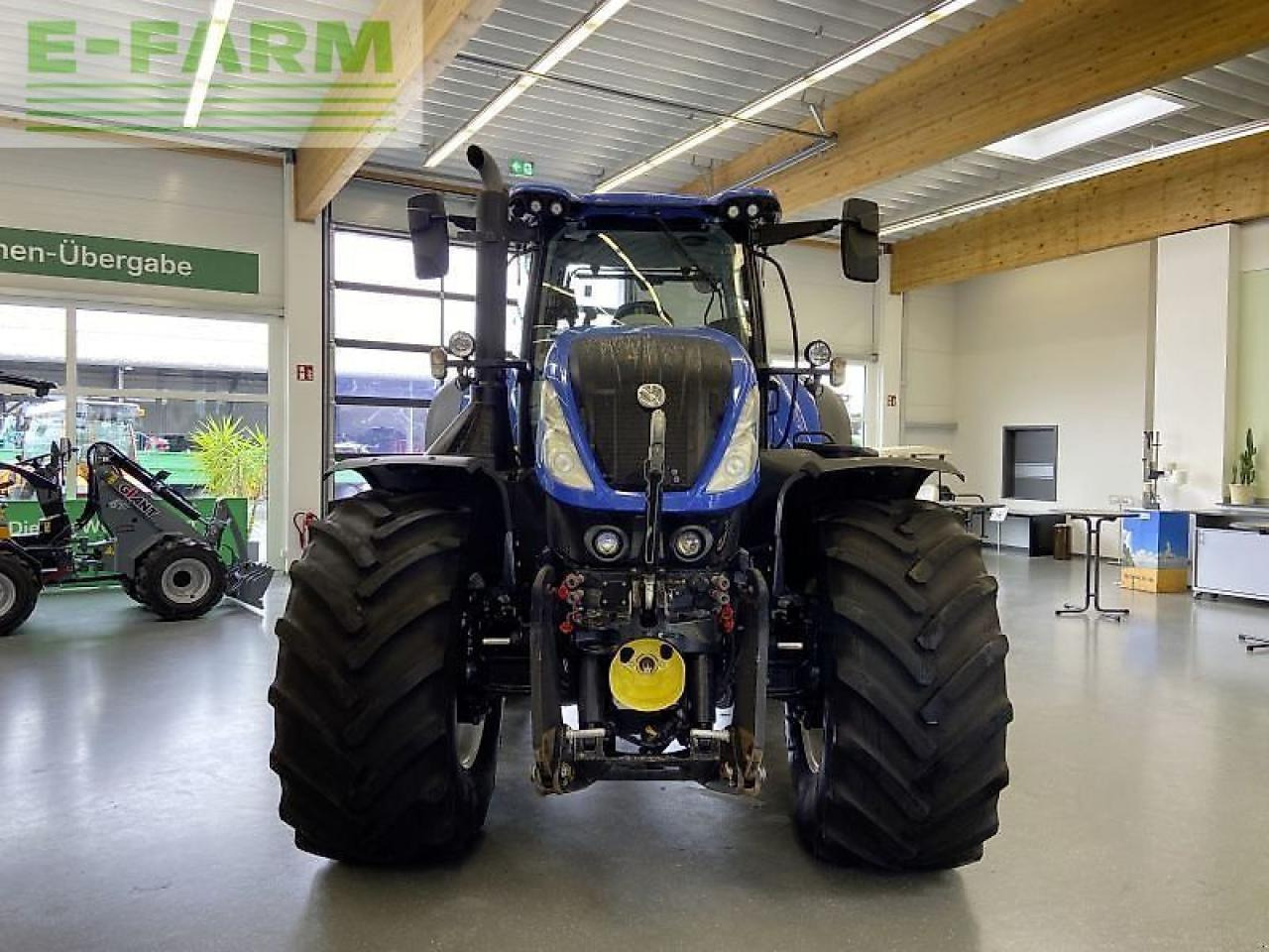 New Holland t7.275 - Tractor: foto 4 New Holland t7.275 - Tractor: foto 4