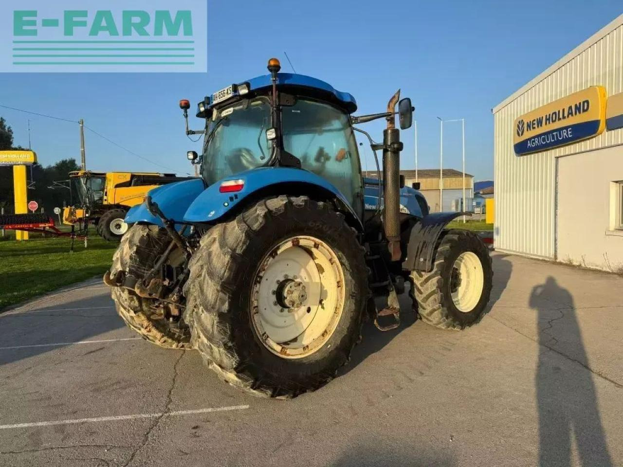 New Holland t7070 6.7l - Tractor: foto 3 New Holland t7070 6.7l - Tractor: foto 3