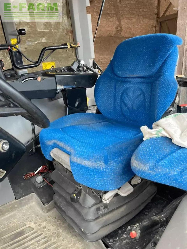 New Holland t7550 auto command - Tractor: foto 2 New Holland t7550 auto command - Tractor: foto 2