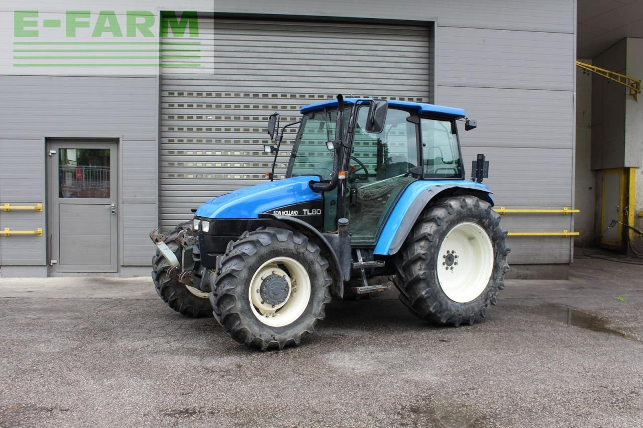 New Holland tl 80 - Tractor: foto 1 New Holland tl 80 - Tractor: foto 1