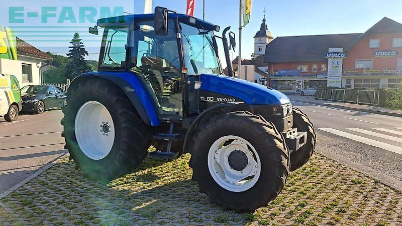 New Holland tl 80 - Tractor: foto 3 New Holland tl 80 - Tractor: foto 3