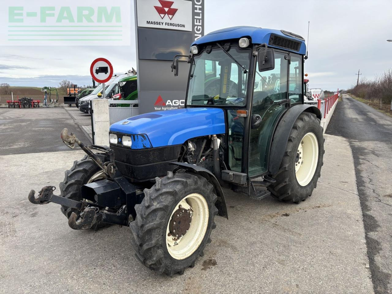 New Holland tm85fa - Tractor: foto 3 New Holland tm85fa - Tractor: foto 3