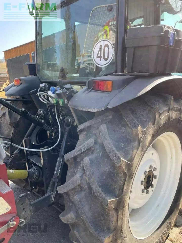 New Holland tn 60 allrad - Tractor: foto 4 New Holland tn 60 allrad - Tractor: foto 4