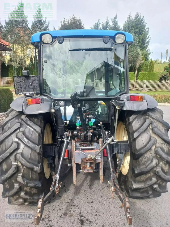 New Holland tn-d 75 D - Tractor: foto 4 New Holland tn-d 75 D - Tractor: foto 4