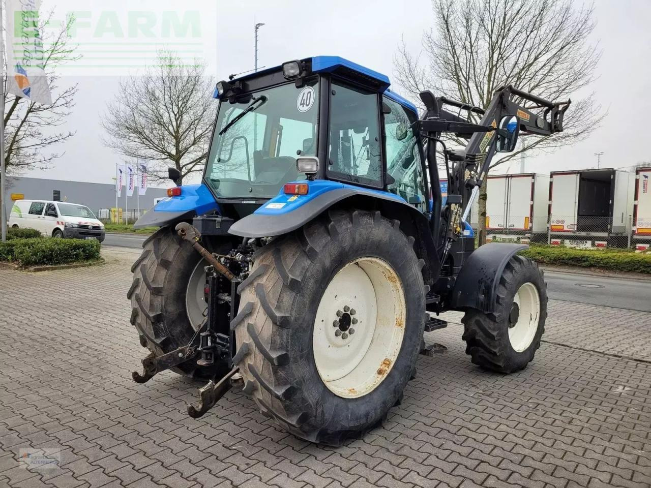 New Holland ts115 / ts 115 - Tractor: foto 4 New Holland ts115 / ts 115 - Tractor: foto 4