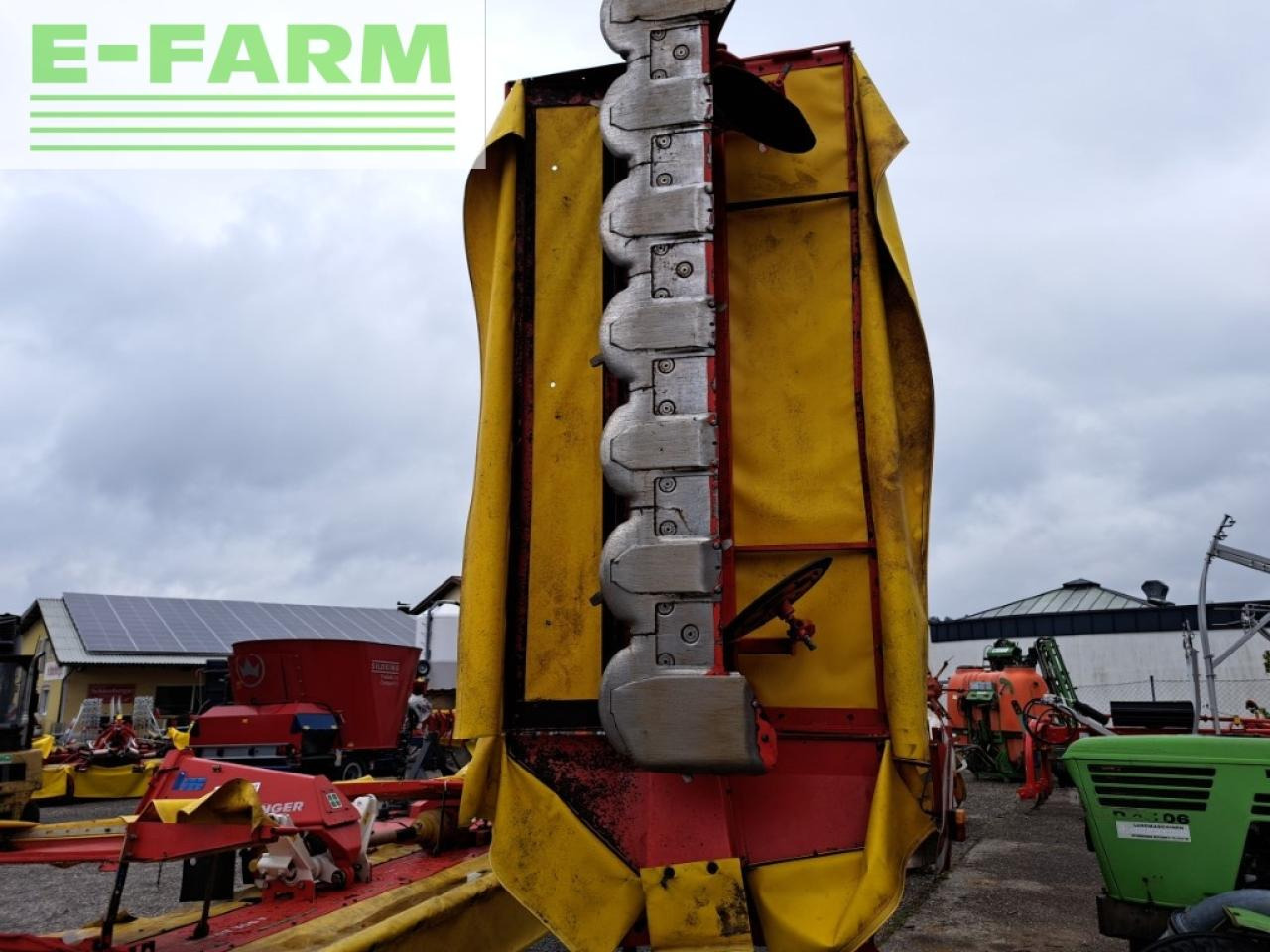 Pöttinger Novacat V 8600 - Segadora: foto 1 Pöttinger Novacat V 8600 - Segadora: foto 1