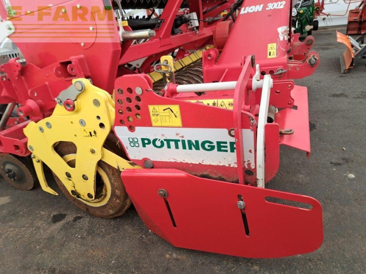 Pöttinger lion 3002 + vitasem 302 add - Combinado de siembra: foto 4 Pöttinger lion 3002 + vitasem 302 add - Combinado de siembra: foto 4