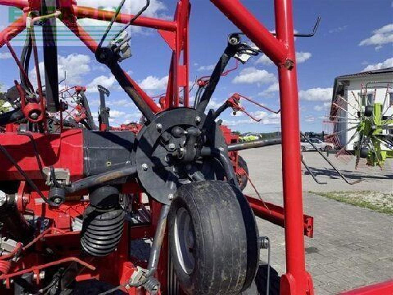 SIP spider 1300 / 12 t - Henificadora: foto 5 SIP spider 1300 / 12 t - Henificadora: foto 5