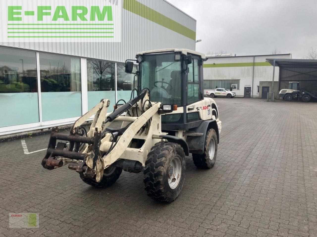 Schaeff skl 824 - Miniexcavadora: foto 4 Schaeff skl 824 - Miniexcavadora: foto 4