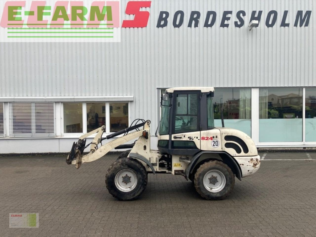 Schaeff skl 824 - Miniexcavadora: foto 1 Schaeff skl 824 - Miniexcavadora: foto 1