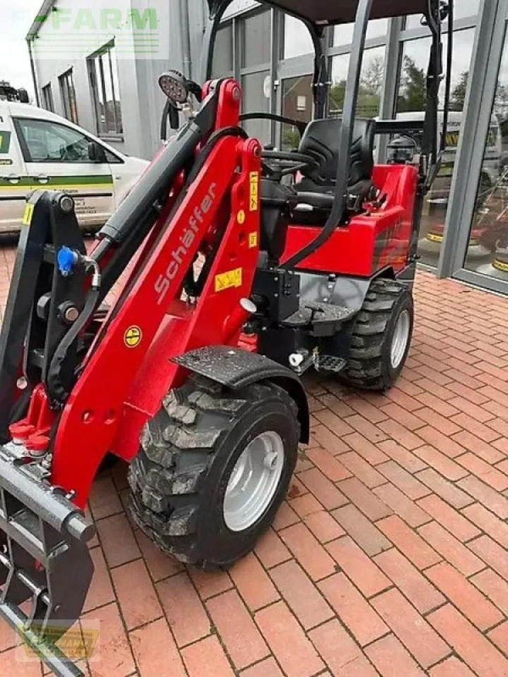 Schäffer 2028 - 2 euro-aufnahme - Cargadora de ruedas: foto 4 Schäffer 2028 - 2 euro-aufnahme - Cargadora de ruedas: foto 4