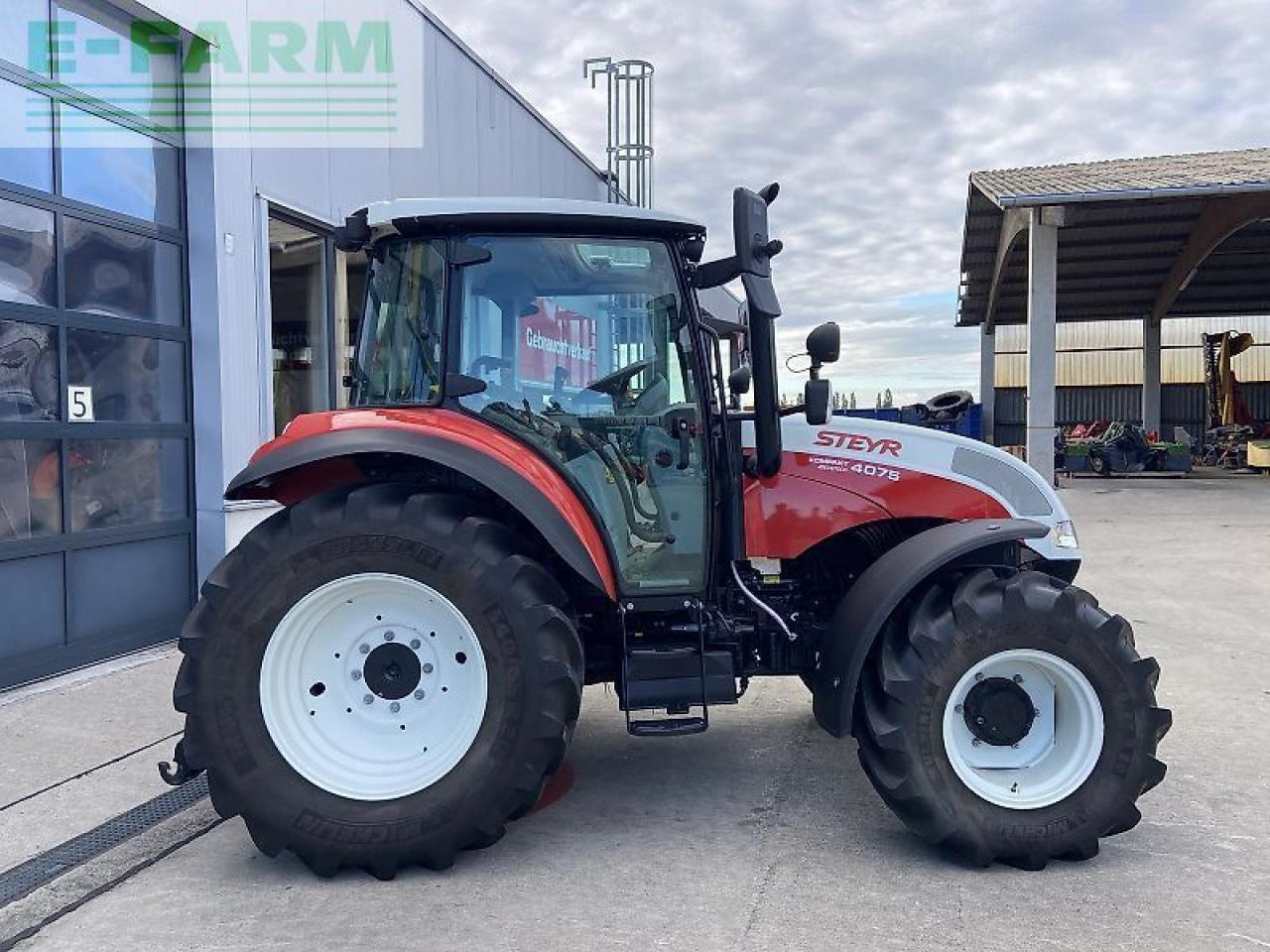 Steyr 4075 kompakt - Tractor: foto 4 Steyr 4075 kompakt - Tractor: foto 4