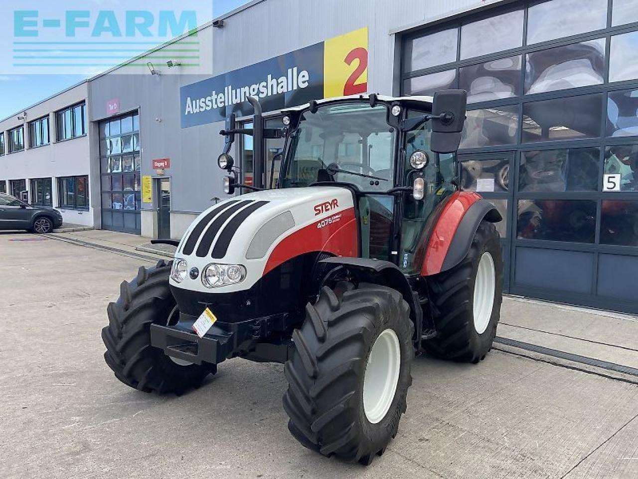 Steyr 4075 kompakt - Tractor: foto 1 Steyr 4075 kompakt - Tractor: foto 1