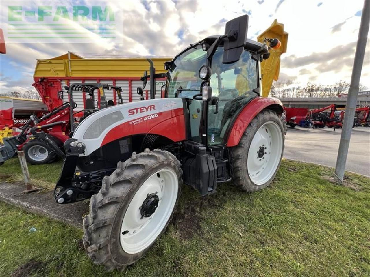 Steyr 4085 kompakt et profi - Tractor: foto 1 Steyr 4085 kompakt et profi - Tractor: foto 1