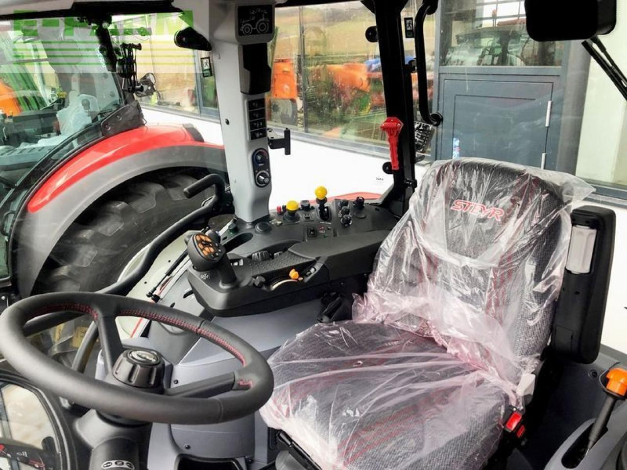 Steyr 4120 multi (stage v) CVT - Tractor: foto 1 Steyr 4120 multi (stage v) CVT - Tractor: foto 1