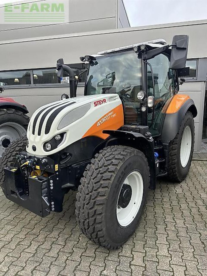 Steyr 4130 expert cvt kommunal CVT - Tractor: foto 1 Steyr 4130 expert cvt kommunal CVT - Tractor: foto 1