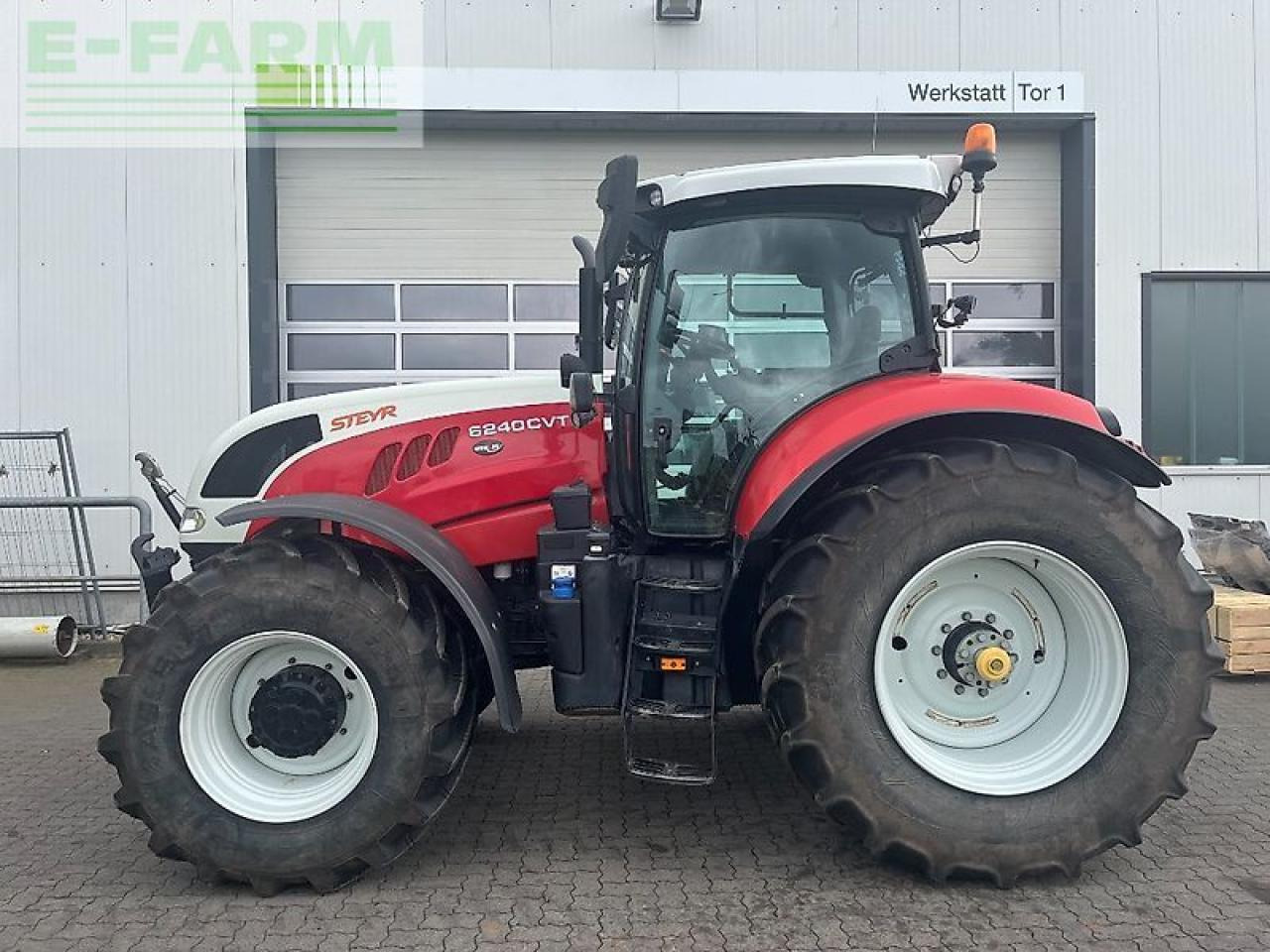 Steyr 6240 cvt - Tractor: foto 1 Steyr 6240 cvt - Tractor: foto 1