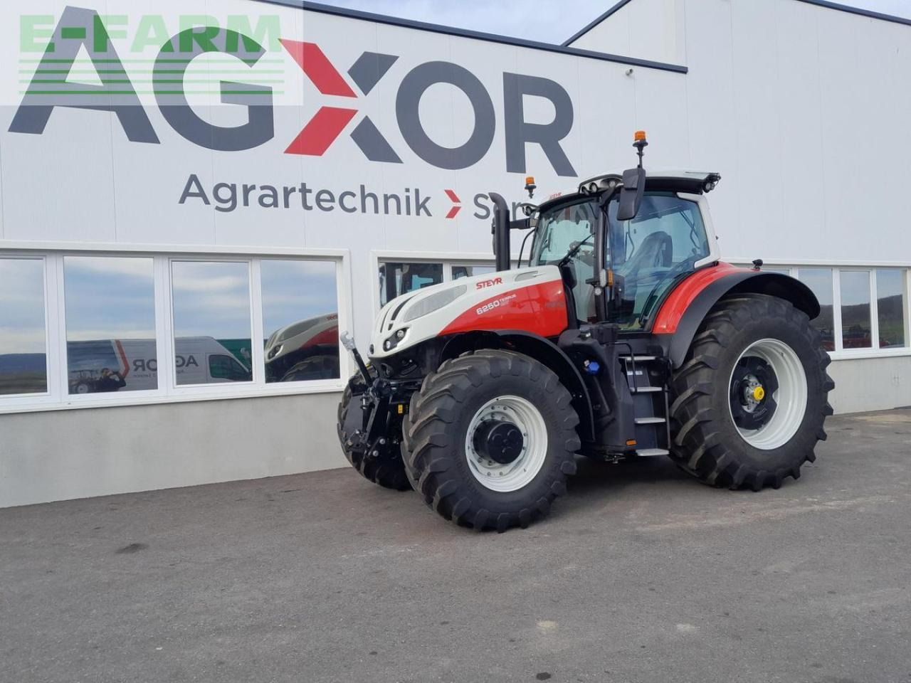 Steyr 6250 terrus cvt (stage v) CVT - Tractor: foto 1 Steyr 6250 terrus cvt (stage v) CVT - Tractor: foto 1