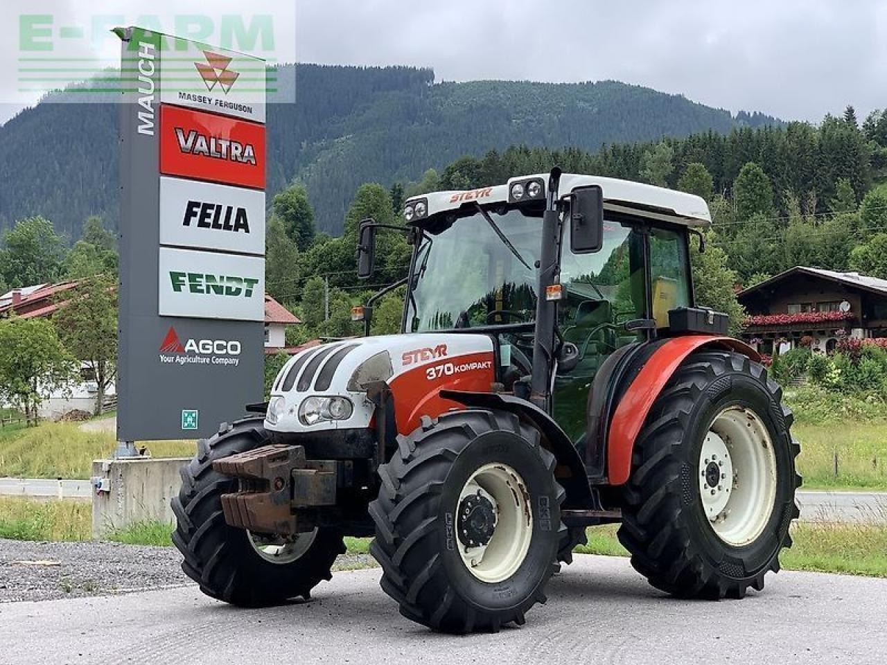 Steyr kompakt 370 - Tractor: foto 1 Steyr kompakt 370 - Tractor: foto 1