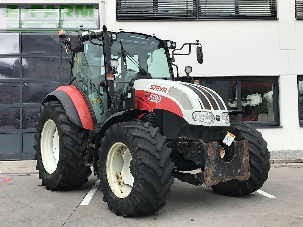 Steyr kompakt 4105 basis - Tractor: foto 1 Steyr kompakt 4105 basis - Tractor: foto 1