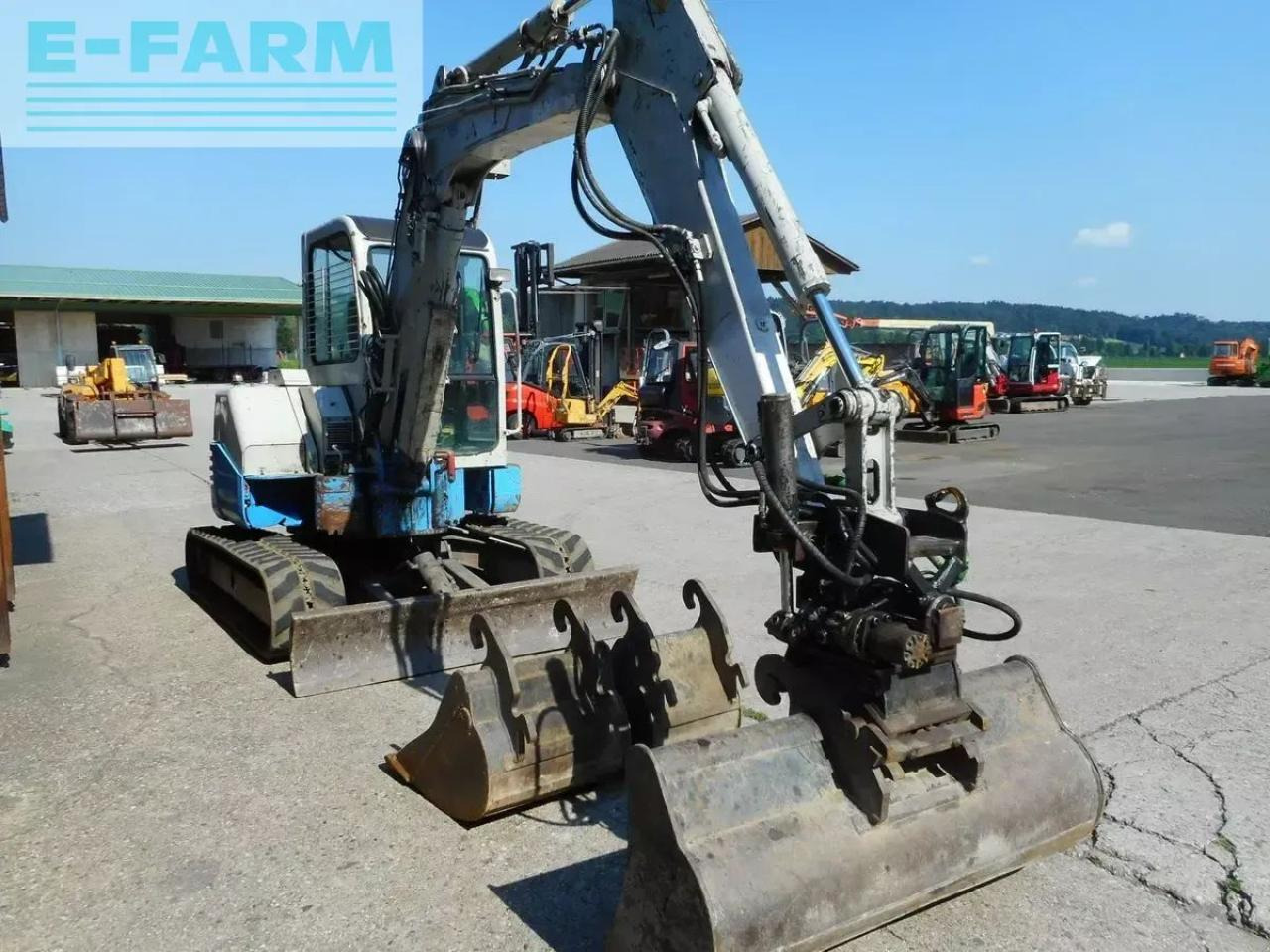 Takeuchi tb 153fr ( 5.650kg ) rototilt +ähnlich powertilt - Miniexcavadora: foto 5 Takeuchi tb 153fr ( 5.650kg ) rototilt +ähnlich powertilt - Miniexcavadora: foto 5