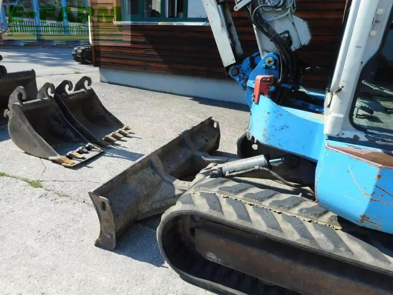 Miniexcavadora Takeuchi tb 153fr ( 5.650kg ) rototilt +ähnlich powertilt: foto 9