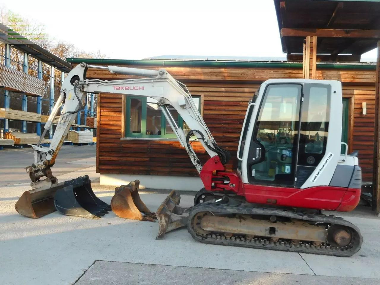 Takeuchi tb 250 mit powertilt + hydr. sw + 3 löffel - Miniexcavadora: foto 1 Takeuchi tb 250 mit powertilt + hydr. sw + 3 löffel - Miniexcavadora: foto 1