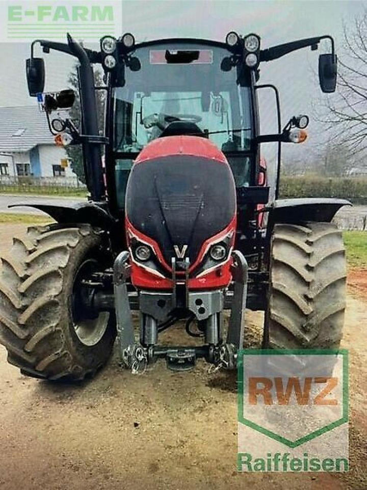 Valtra a85 - Tractor: foto 1 Valtra a85 - Tractor: foto 1