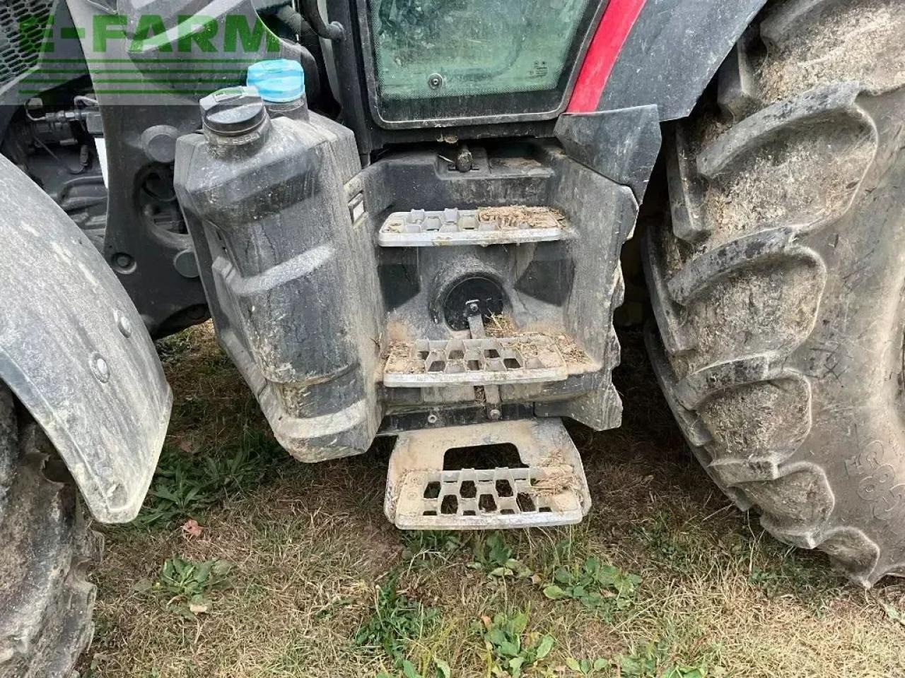 Valtra g125eh - Tractor: foto 4 Valtra g125eh - Tractor: foto 4