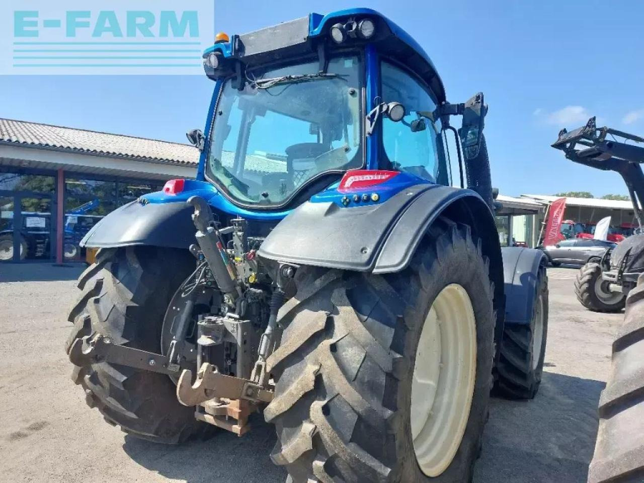 Valtra n 134 d - Tractor: foto 3 Valtra n 134 d - Tractor: foto 3