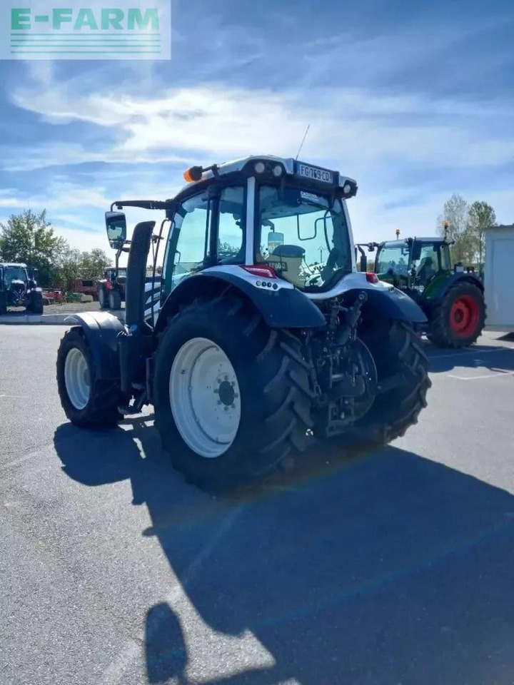 Valtra n 134 hitech HiTech - Tractor: foto 4 Valtra n 134 hitech HiTech - Tractor: foto 4
