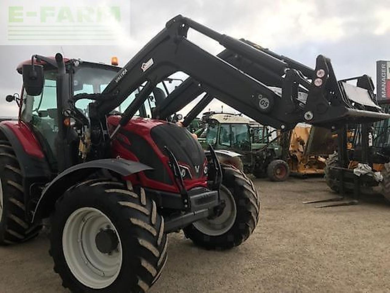 Valtra n154d - Tractor: foto 4 Valtra n154d - Tractor: foto 4