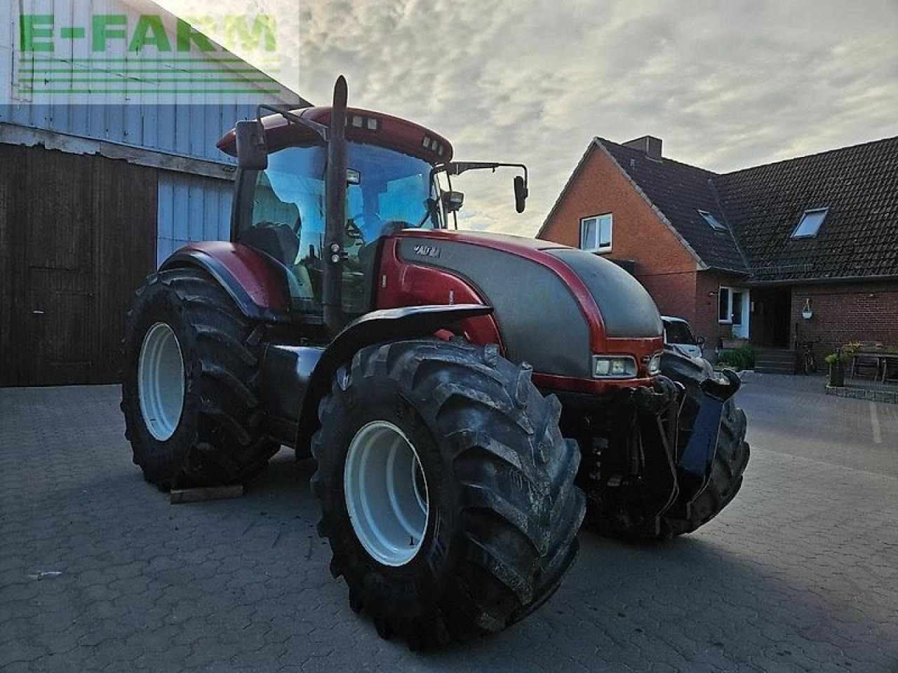 Valtra s 280 - Tractor: foto 1 Valtra s 280 - Tractor: foto 1