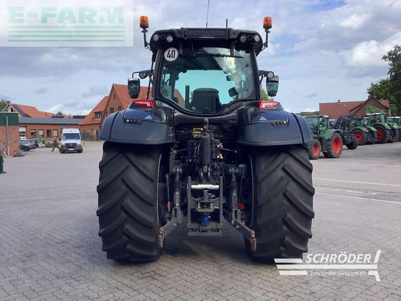 Valtra t 214 d smarttouch | rtk | unlimited - Tractor: foto 3 Valtra t 214 d smarttouch | rtk | unlimited - Tractor: foto 3