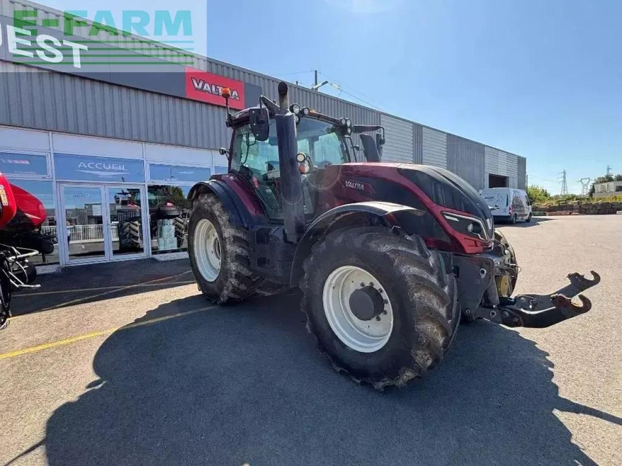 Valtra t 214d - Tractor: foto 3 Valtra t 214d - Tractor: foto 3