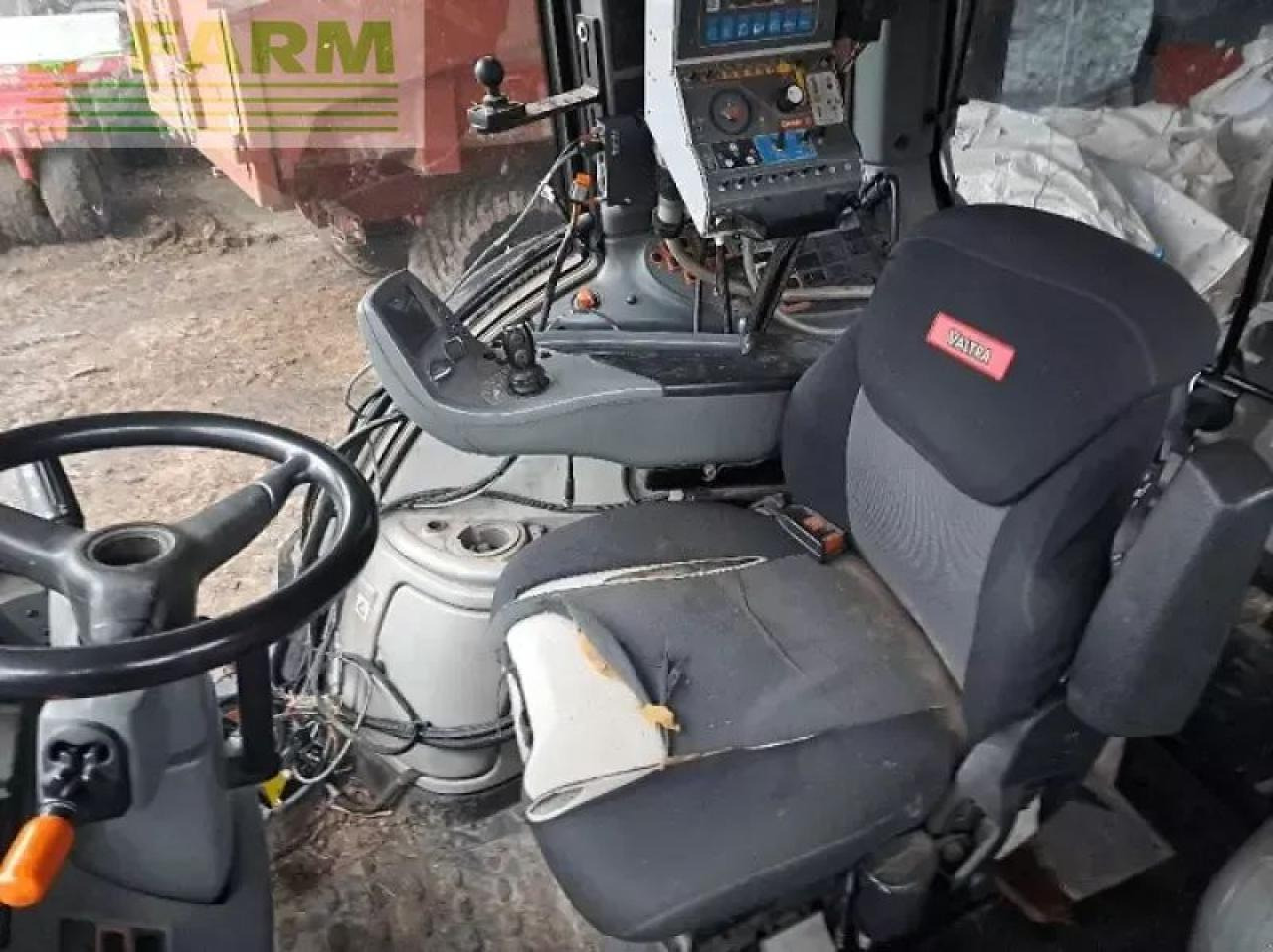 Valtra t172 - Tractor: foto 5 Valtra t172 - Tractor: foto 5