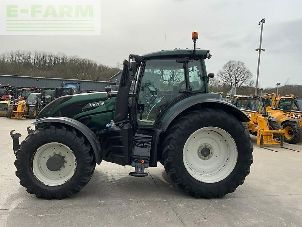 Valtra t214 versu unlimited tractor (st22268) Versu - Tractor: foto 4 Valtra t214 versu unlimited tractor (st22268) Versu - Tractor: foto 4