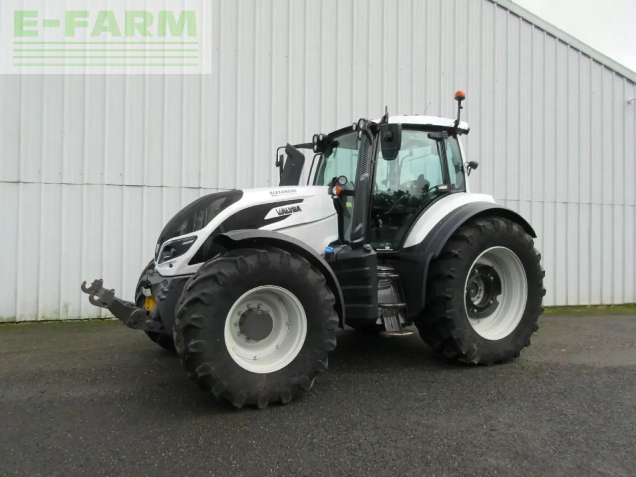 Valtra tracteur valtra t 214 direct Direct - Tractor: foto 1 Valtra tracteur valtra t 214 direct Direct - Tractor: foto 1