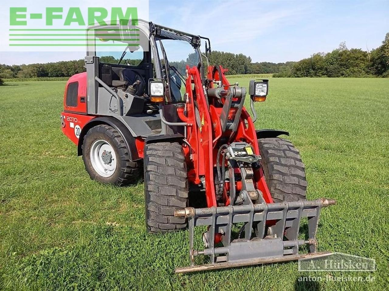 Weidemann 2070 cx 80lp - Miniexcavadora: foto 3 Weidemann 2070 cx 80lp - Miniexcavadora: foto 3
