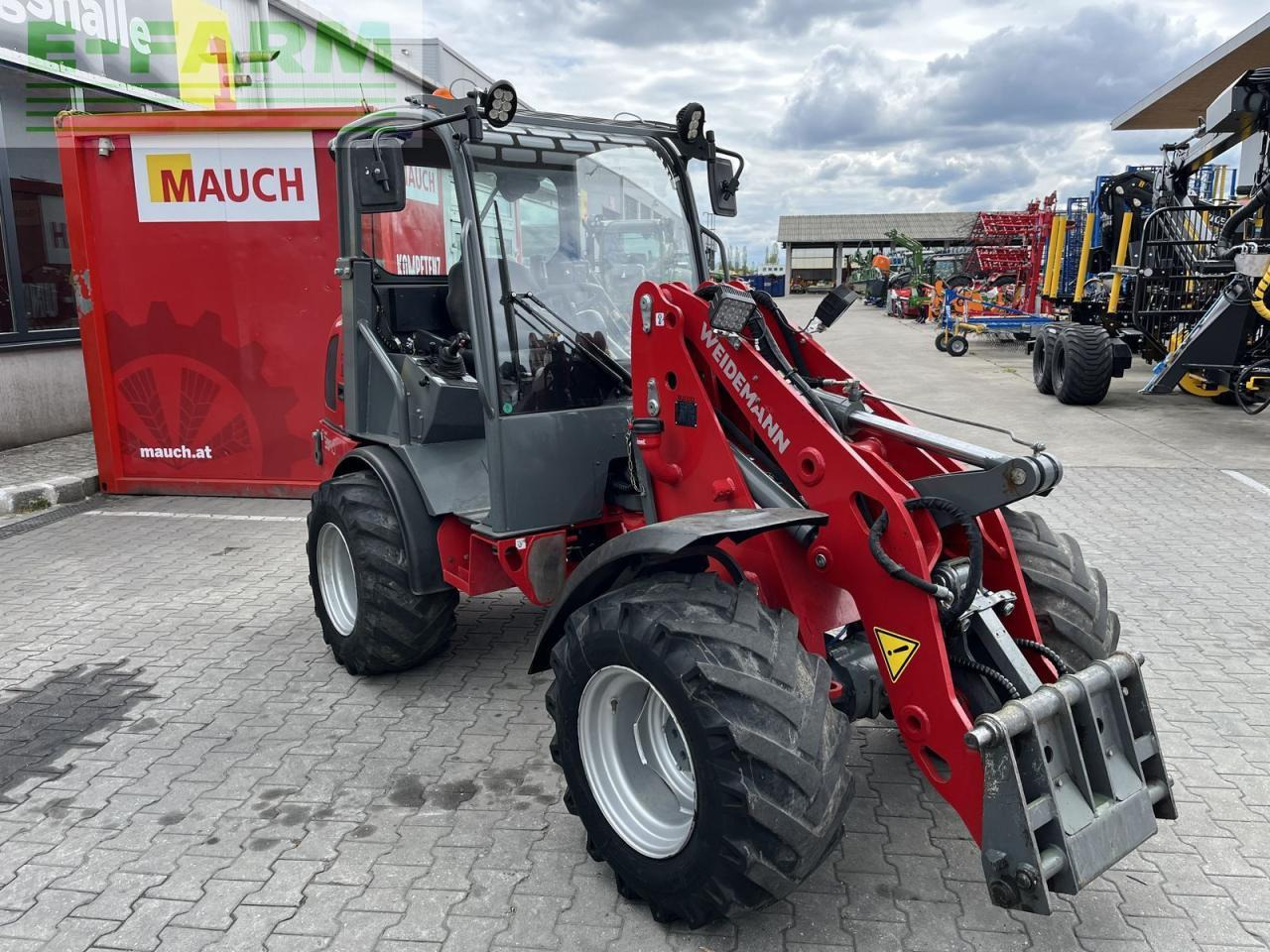 Weidemann 2070cx80 gepflegter zustand - Miniexcavadora: foto 1 Weidemann 2070cx80 gepflegter zustand - Miniexcavadora: foto 1