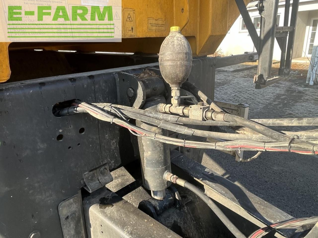 Remolque volquete agrícola Wielton prc2hp: foto 10