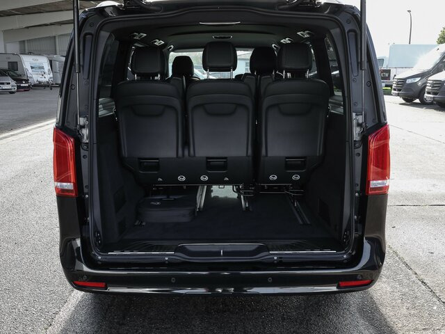 MERCEDES-BENZ EQV 300 Avantgarde Line,lang,7Sitze,2xKlima,LED... - Furgoneta de pasajeros, Furgoneta eléctrica: foto 2 MERCEDES-BENZ EQV 300 Avantgarde Line,lang,7Sitze,2xKlima,LED... - Furgoneta de pasajeros, Furgoneta eléctrica: foto 2