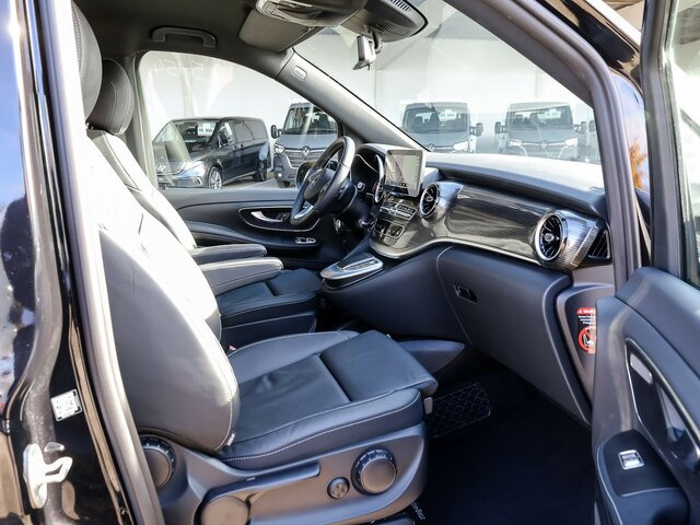 MERCEDES-BENZ EQV 300 Avantgarde Line,lang,7Sitze,2xKlima,LED... - Minibús, Autobús eléctrico: foto 5 MERCEDES-BENZ EQV 300 Avantgarde Line,lang,7Sitze,2xKlima,LED... - Minibús, Autobús eléctrico: foto 5