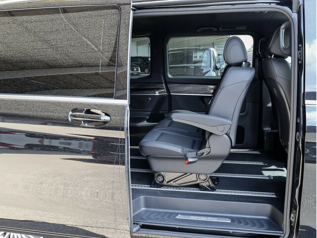 MERCEDES-BENZ EQV 300 Extralang,Avantgarde,8Sitze,2elektr.Tür - Minibús, Autobús eléctrico: foto 4 MERCEDES-BENZ EQV 300 Extralang,Avantgarde,8Sitze,2elektr.Tür - Minibús, Autobús eléctrico: foto 4
