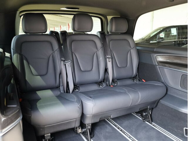 MERCEDES-BENZ EQV 300 Extralang,Avantgarde,8Sitze,2elektr.Tür - Minibús, Autobús eléctrico: foto 4 MERCEDES-BENZ EQV 300 Extralang,Avantgarde,8Sitze,2elektr.Tür - Minibús, Autobús eléctrico: foto 4