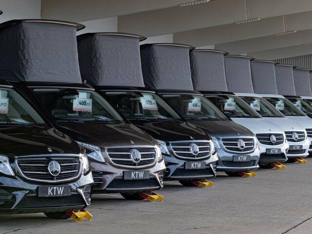 MERCEDES-BENZ EQV 300 Extralang,Rollstulrampe,2xel.Schiebetür... - Minibús, Autobús eléctrico: foto 3 MERCEDES-BENZ EQV 300 Extralang,Rollstulrampe,2xel.Schiebetür... - Minibús, Autobús eléctrico: foto 3