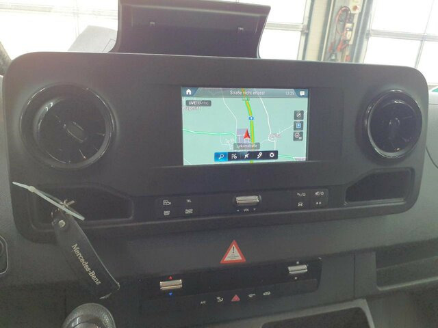 MERCEDES-BENZ Sprinter 315 Maxi,MBUX,Kamera,Tempomat - Furgón: foto 3 MERCEDES-BENZ Sprinter 315 Maxi,MBUX,Kamera,Tempomat - Furgón: foto 3